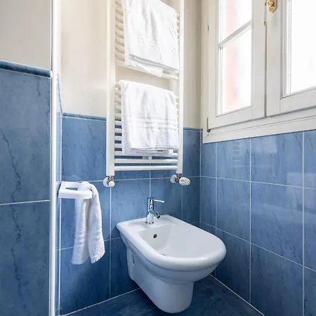 Saragozza Flat & Secret Garden Appartement