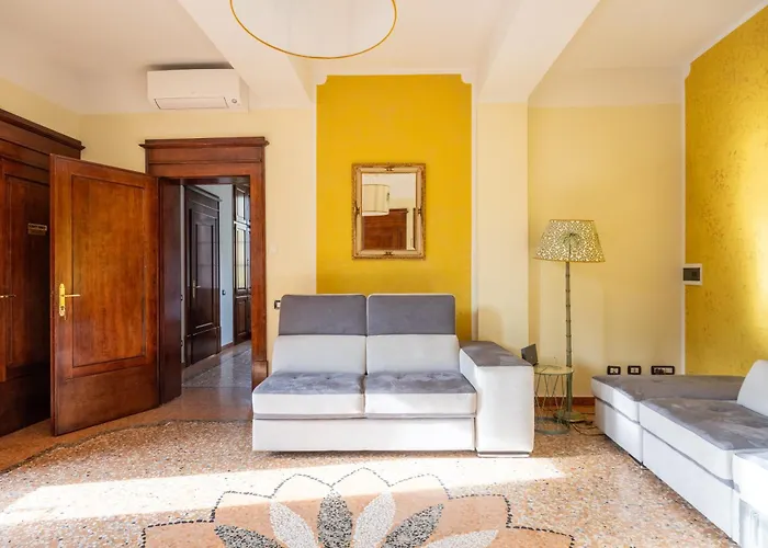 Saragozza Flat & Secret Garden *