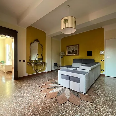 Saragozza Flat & Secret Garden *